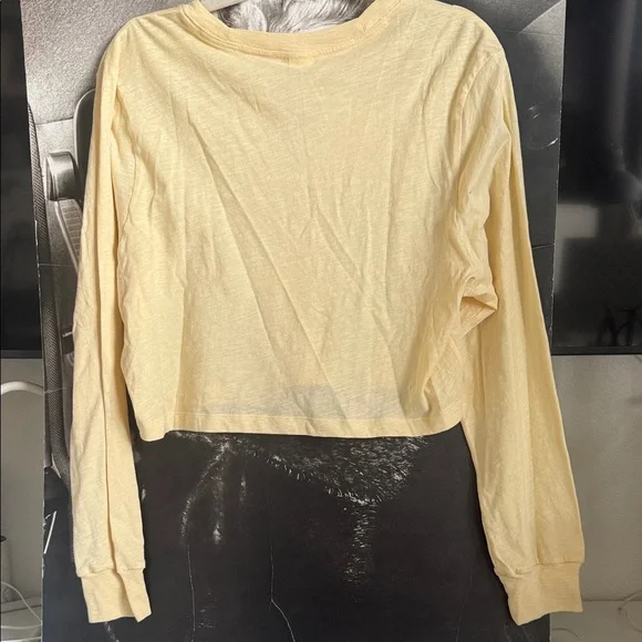 PINK Victoria's Secret Yellow Laguna Beach Long Sleeve Cropped Tee Shirt Large - Picture 5 of 6